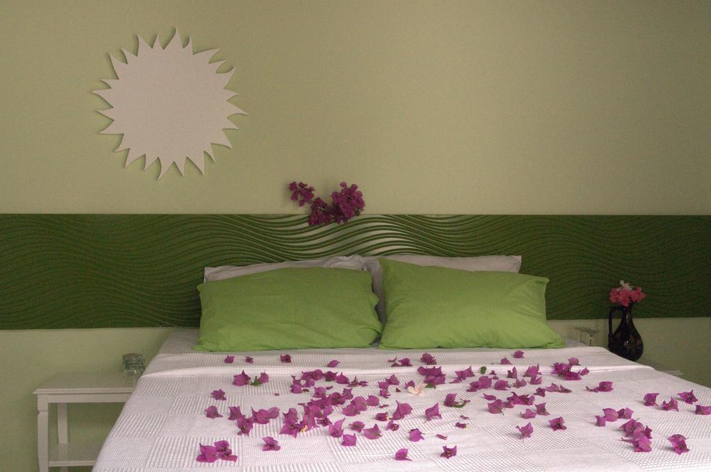 Pasalimani Hotel Çeşme Camera foto