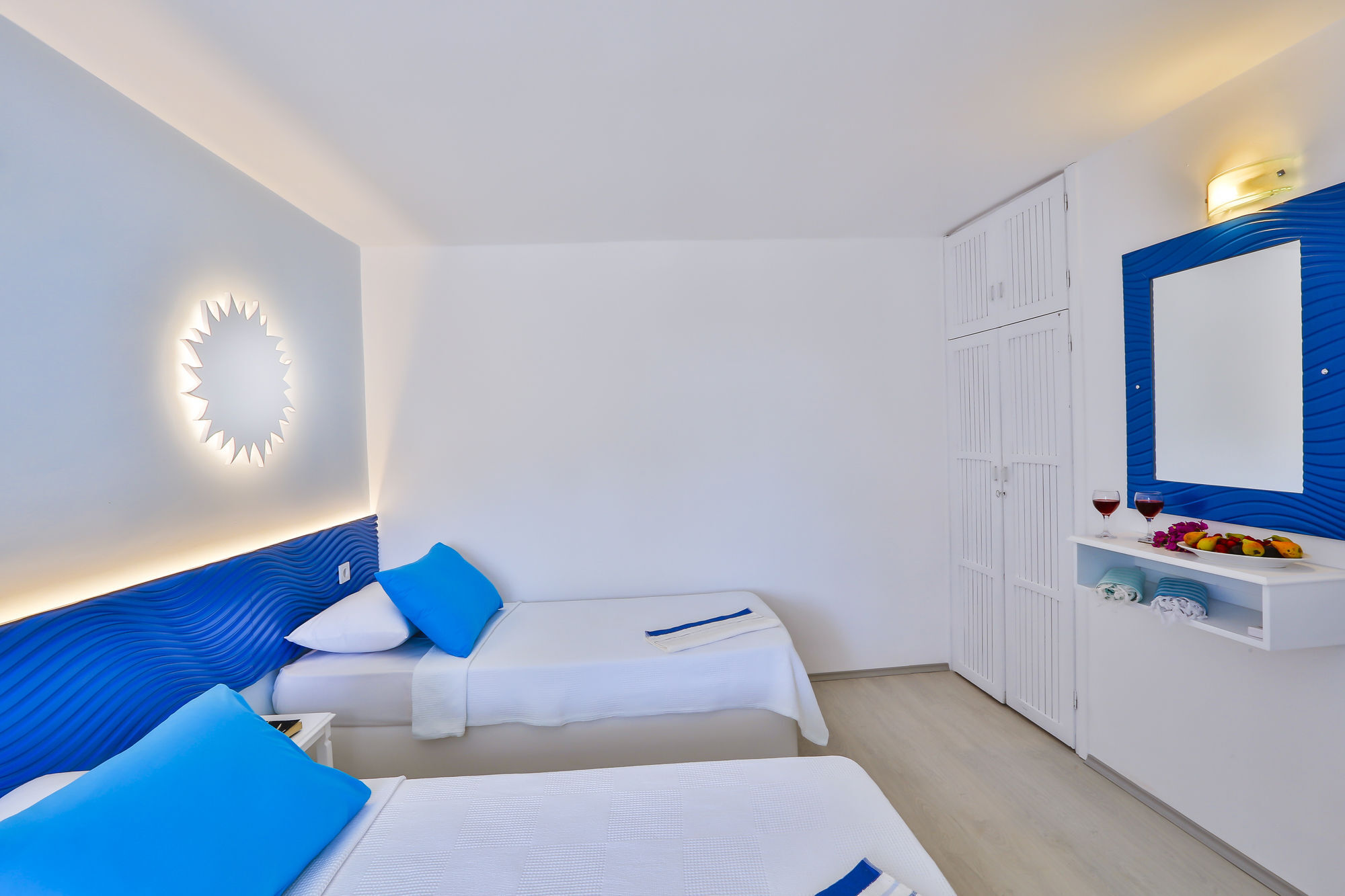 Pasalimani Hotel Çeşme Esterno foto